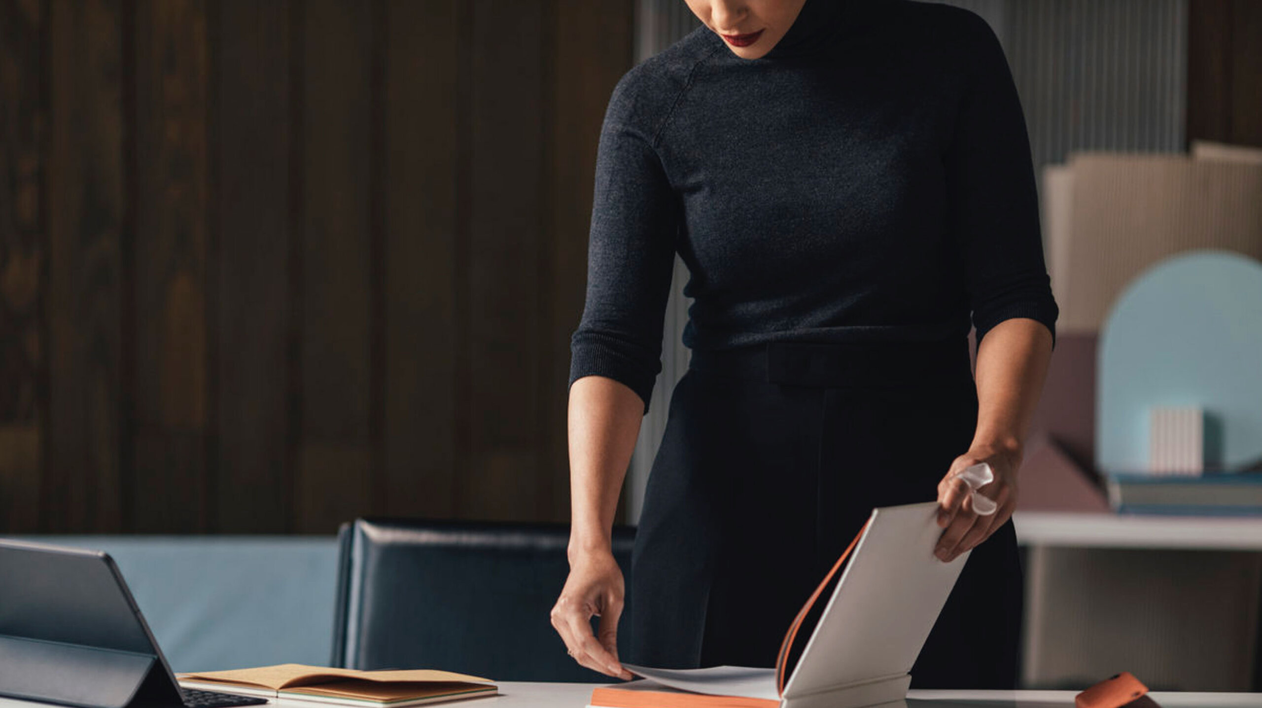 Dirigeante au travail